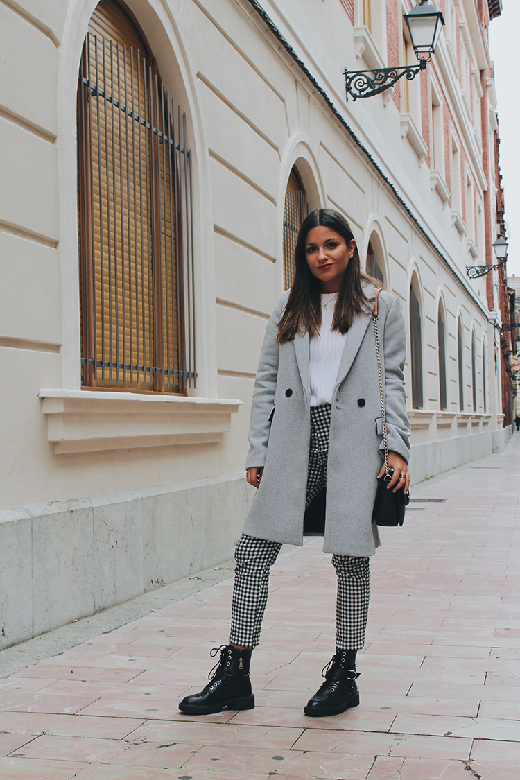 Outfits Pantalones Grises Cuadros Mujer Outfit Pantalon Cuadros