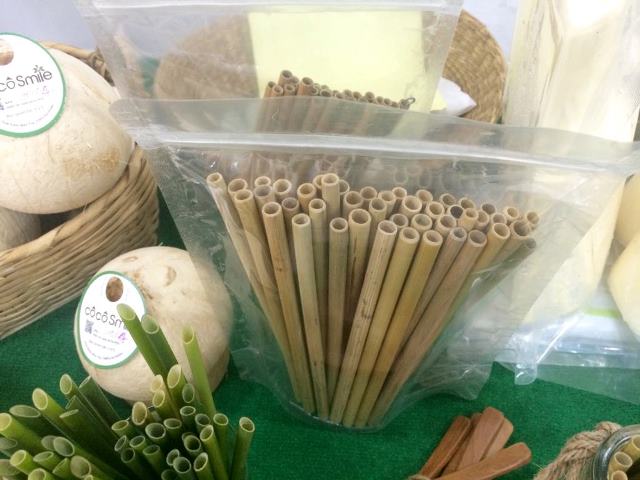 Vietnamese Company Uses Grass To Make Straws To Reduce The Use Of Plastic