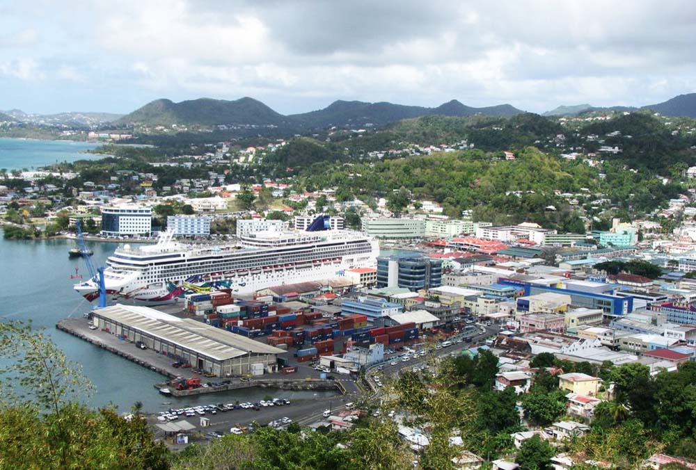 Castries Capital de Santa Lúcia Enciclopédia Global™