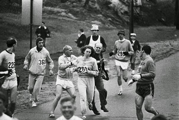These 15 Incredibly Rare Historical Photos Will Leave You Speechless - Women were not allowed to run the Boston Marathon in 1967. Kathrine Switzer dodged that rule, and became the first woman to finish despite organizers trying to stop her.