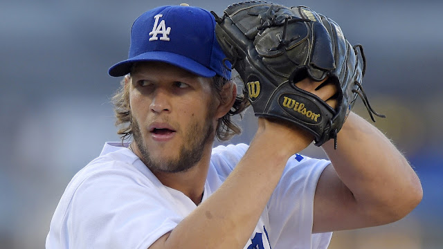 Clayton Kershaw, Dallas Keuchel akan berada di Bullpen untuk Game 7 Clayton Kershaw, Dallas Keuchel akan berada di Bullpen untuk Game 7