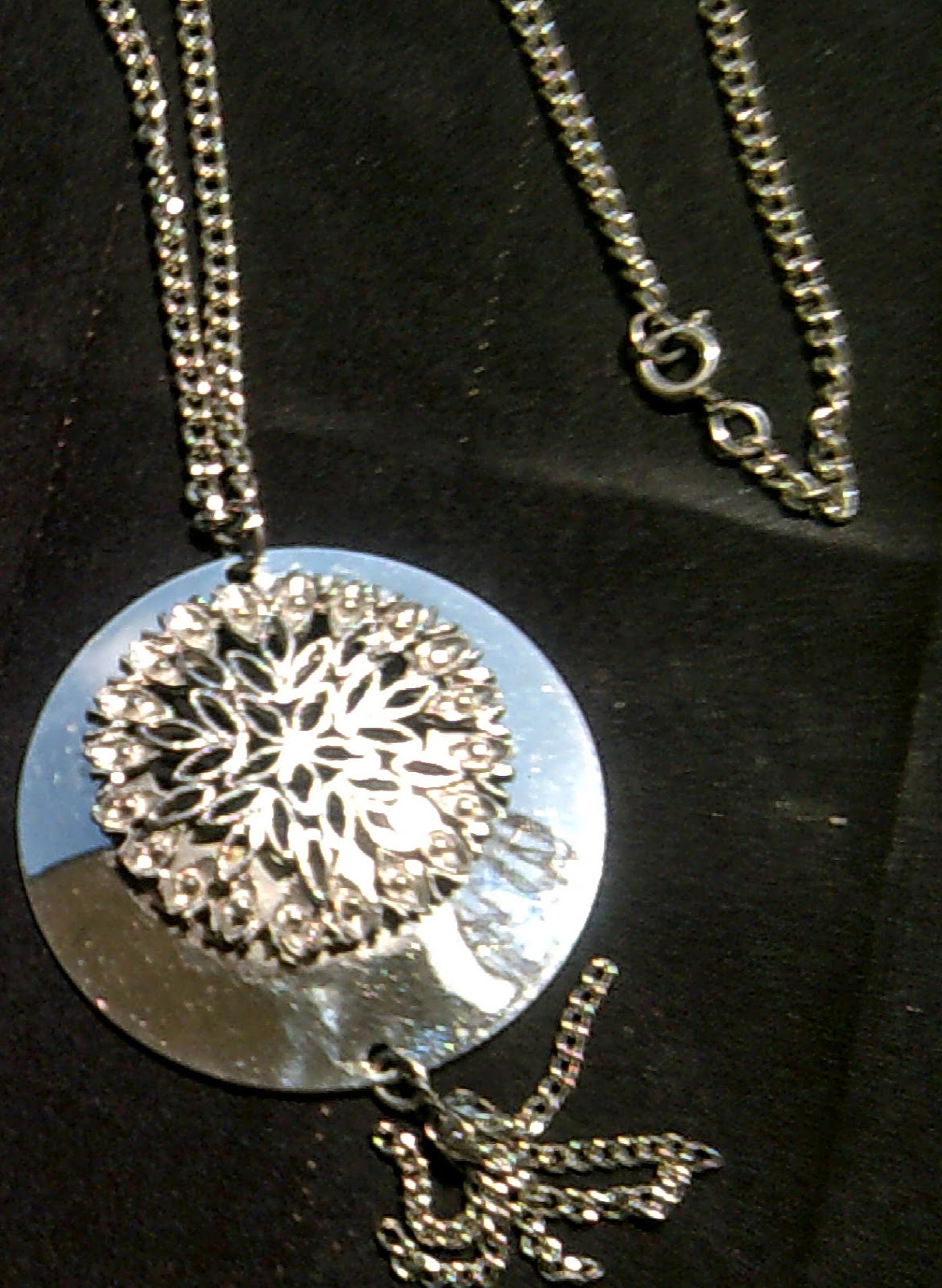 Thomasina's Words: Neckace Of The Day - Silver Flower Pendant