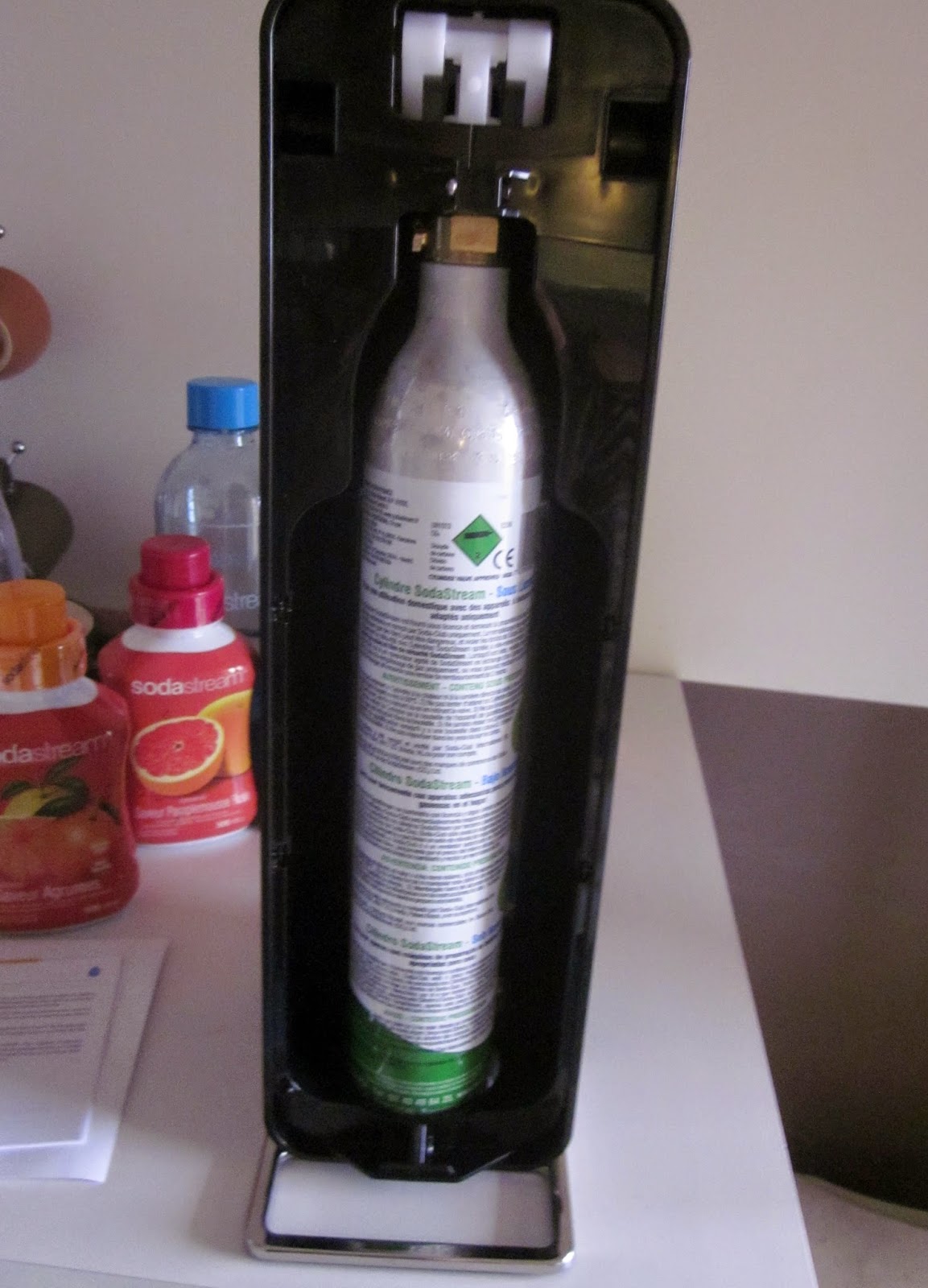Combien De Temps Dure Une Bouteille De Gaz Sodastream blog de vie labonoccaz: la sodastream ? on en parle