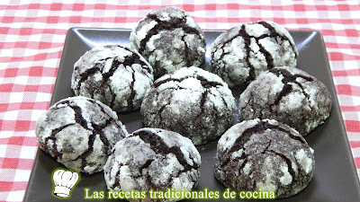 Cómo hacer galletas cuarteadas de chocolate