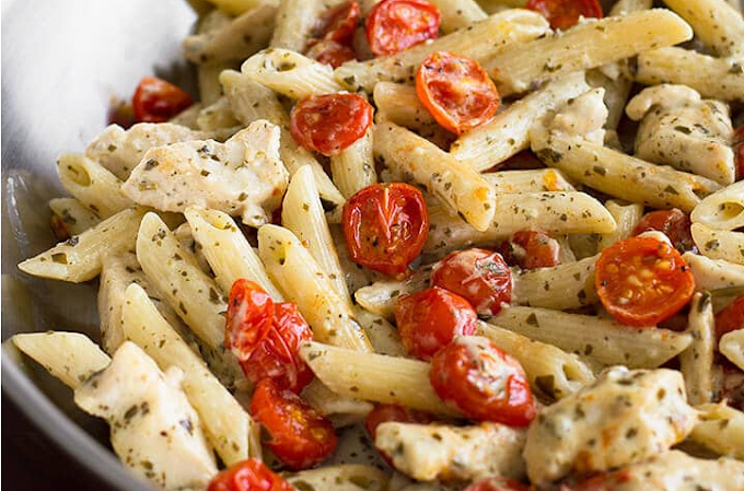 Simple Pesto Chicken Pasta for Two With Oven Roasted Tomatoes #chicken