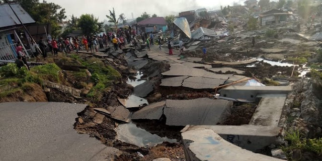 Tsunami di Palu , 28 Sept 2018 Tsunami di Palu , 28 Sept 2018