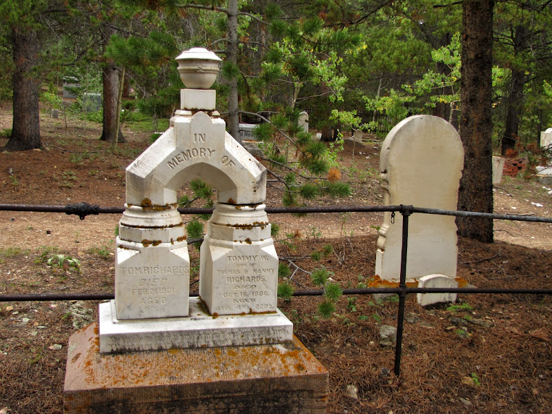 graveyard bald mountain cemetery . nevadaville co