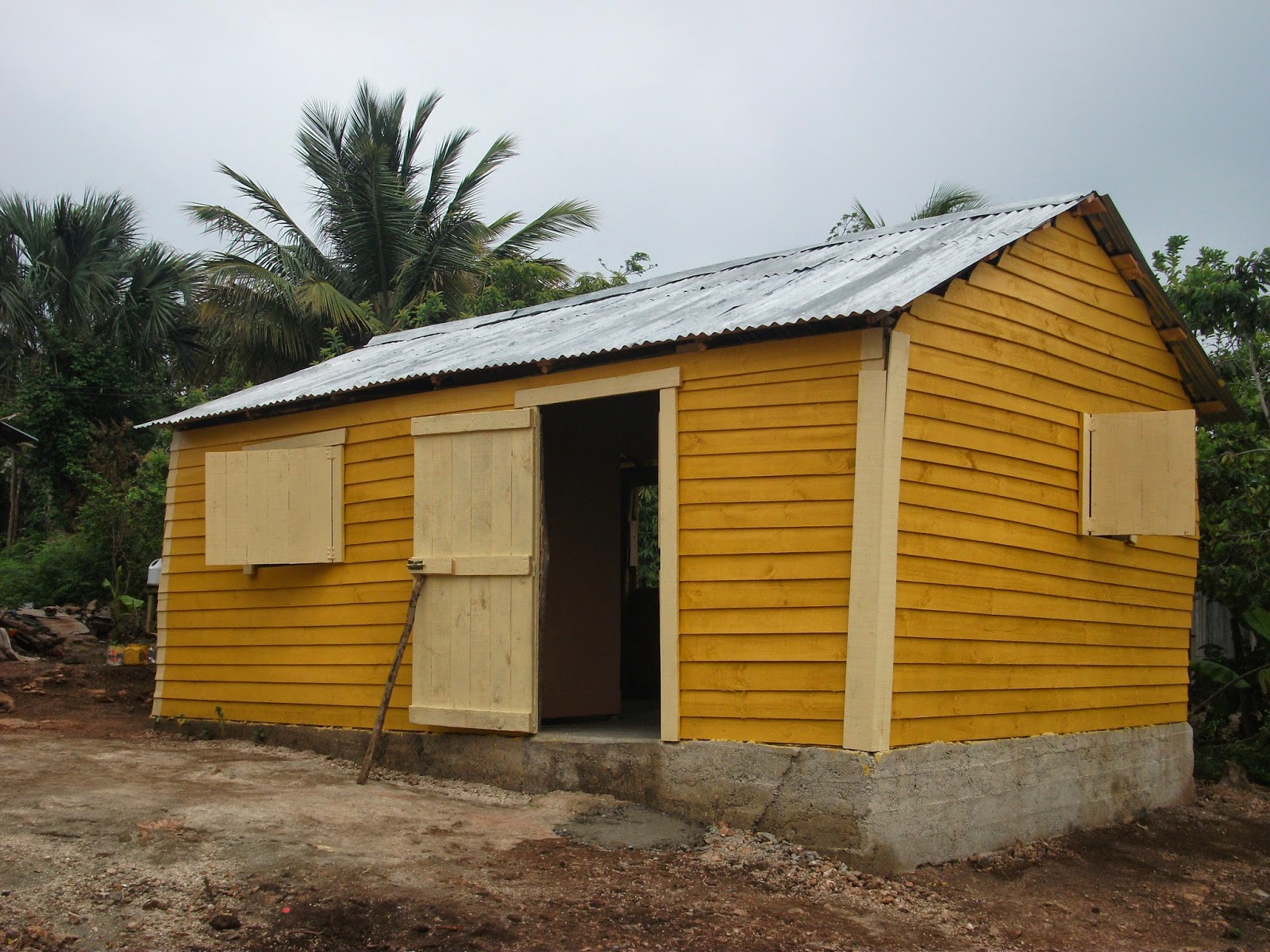    Dona vivienda a mujer en el sector Don Bosco de Barahona
