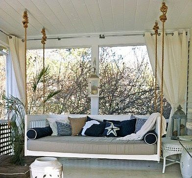 Lilac Lane Cottage: Still Porch Dreaming