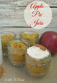 Apple Pie Jars ~ All time popular Apple Pie, but in a Jar ! No-bake, no-fuss with these buttery, syrupy, spicy desserts #AppleRecipe #ApplePie #PieInAJar #FallRecipe