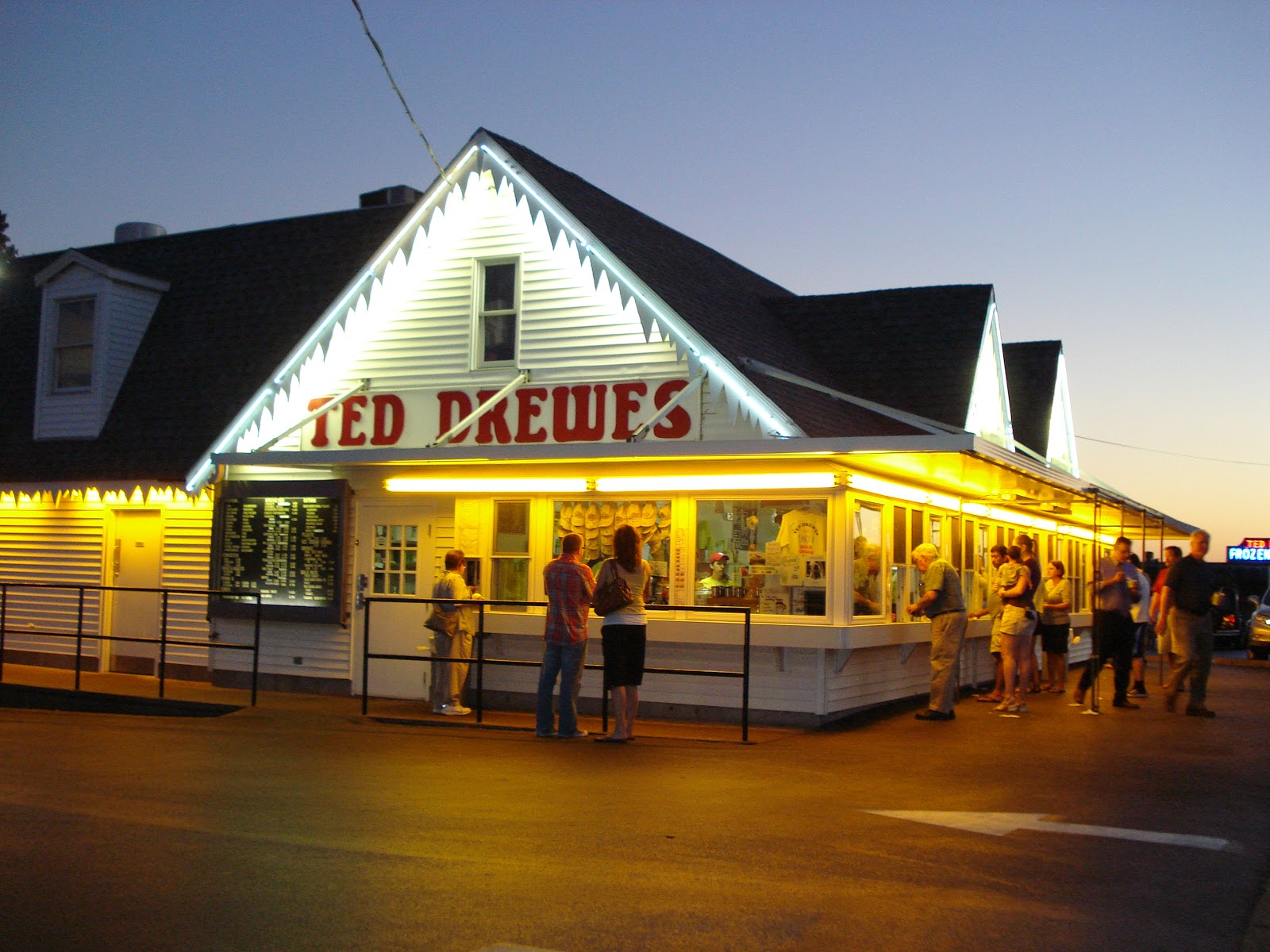Ryans Good Eats: Ted Drewes frozen custard St. Louis Missouri