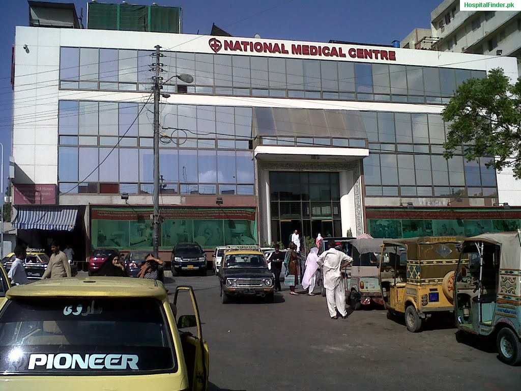 Patient Looting National Medical Center Hospital , Kalapul , Karachi