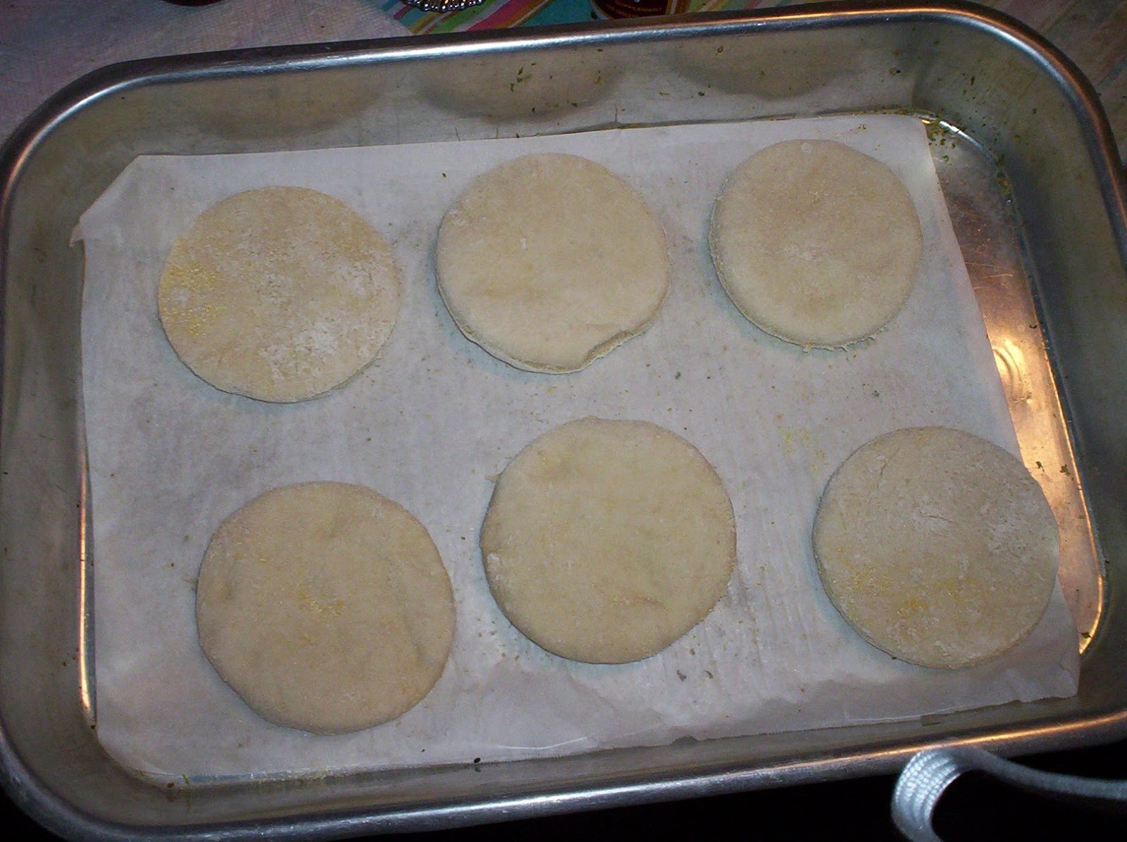 Lame Cherry Lame Cherry Perfects the French Muffin Cutter for English