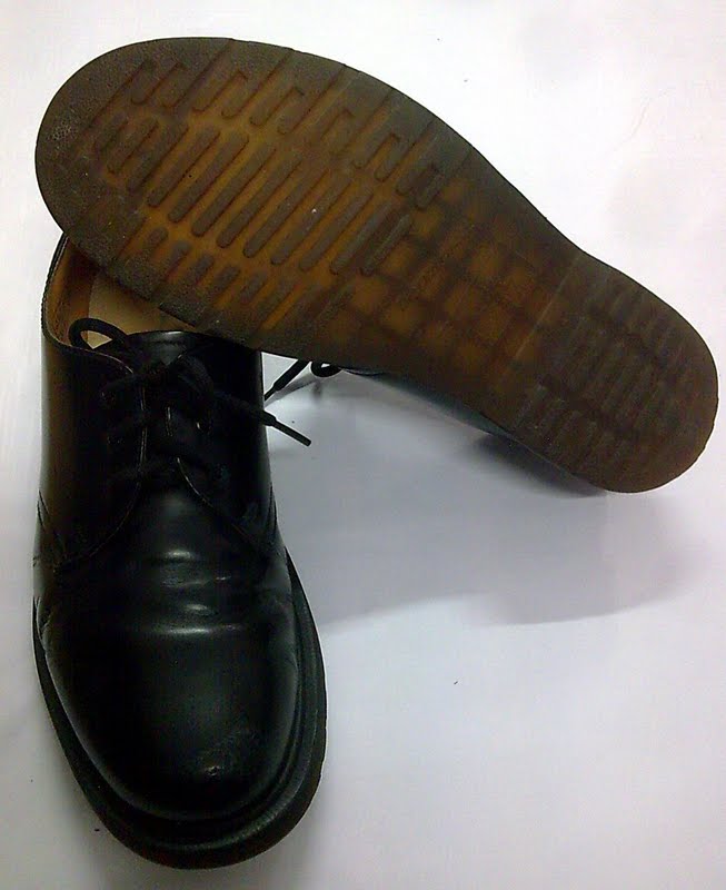 dr martens smart shoes