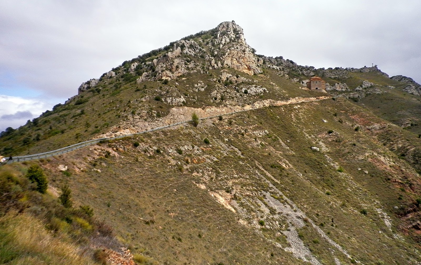 TRACKSRIOJA Arista superior de Monte LaturceSenda de la Moto