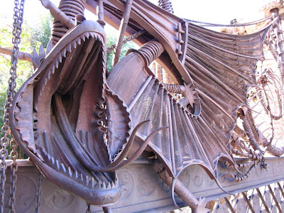 Dragon of Pabellons Güell in Barcelona