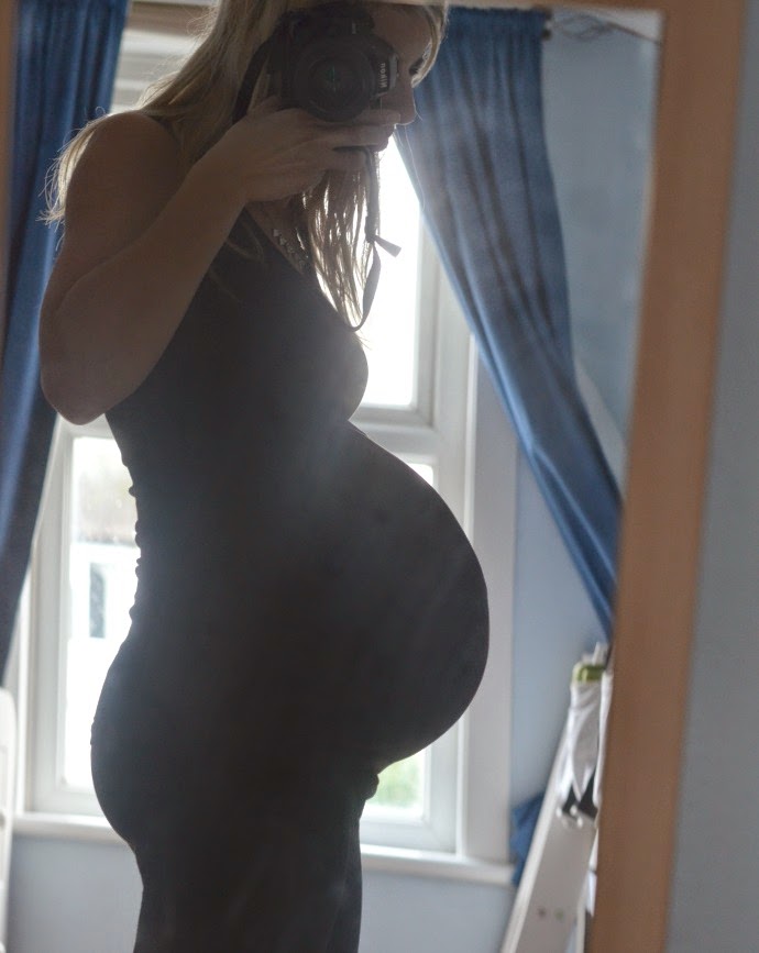 35 weeks pregnant, 35 week update, 35 week baby bump, baby boy bump