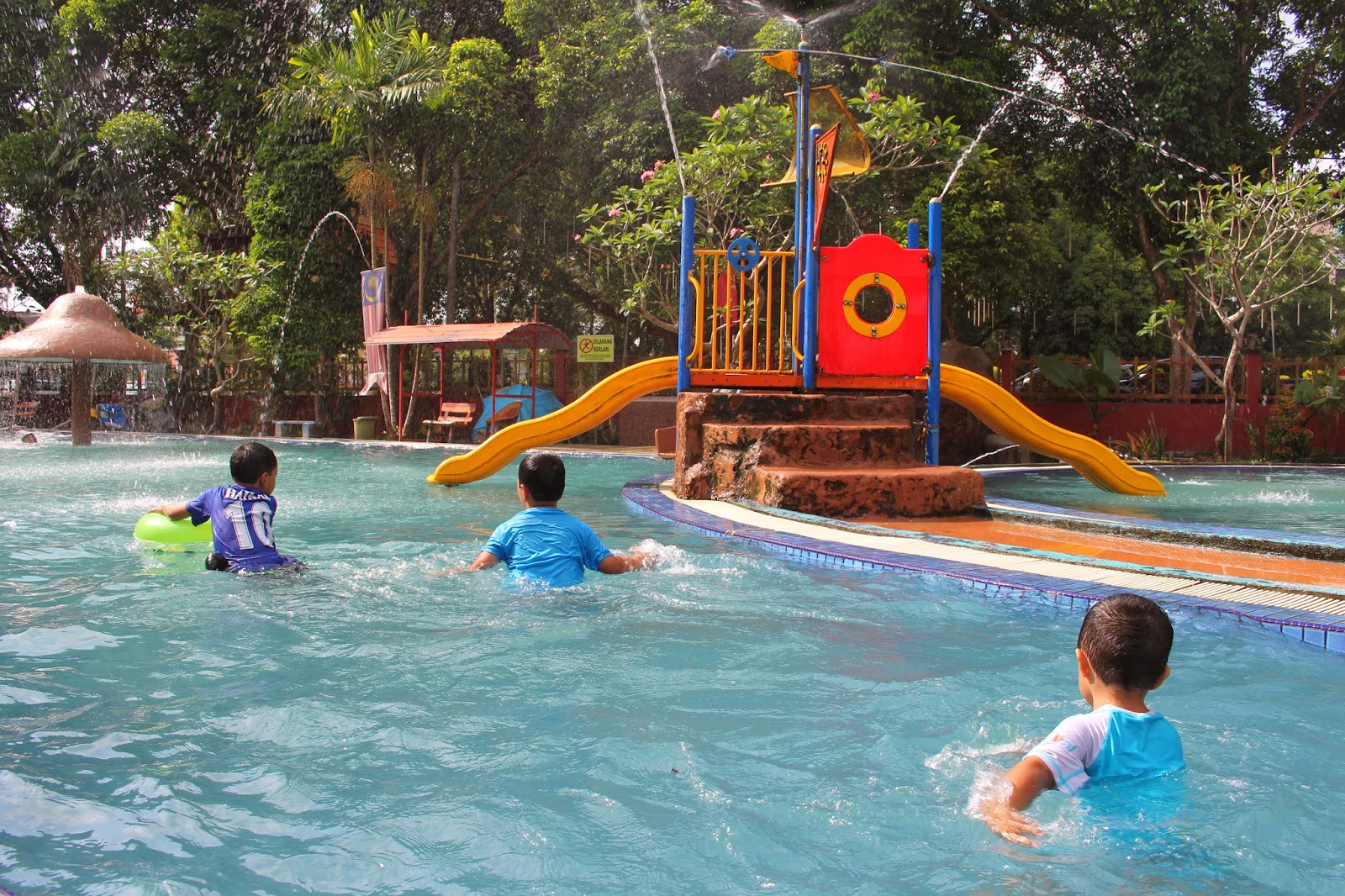 My First Blog! Kota Bharu Water Splash