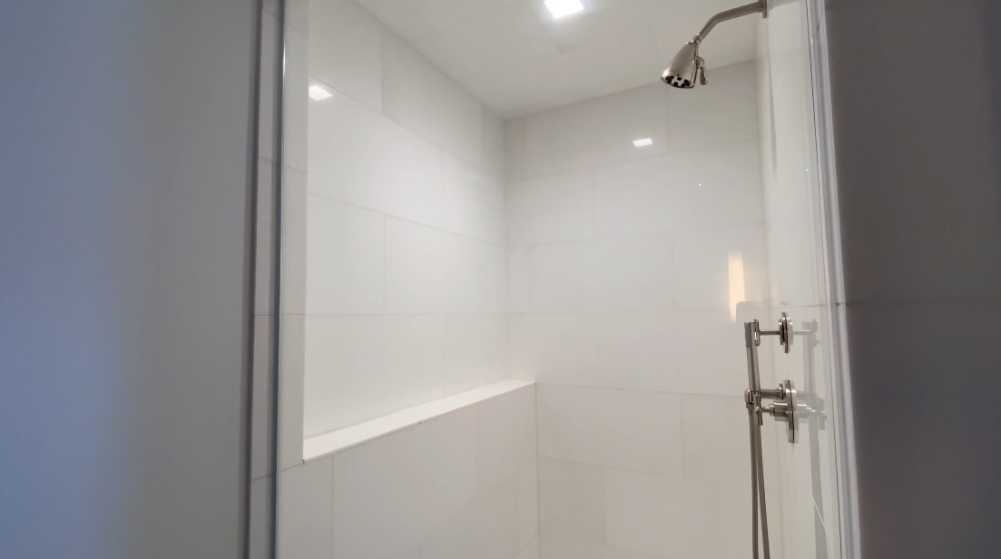 Tour 90 Fuman St. #1010, Brooklyn Luxury Penthouse vs. 42 Interior Design Photos