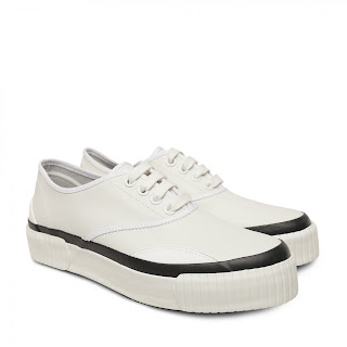 Satisfyingly Simple, Or Not: Julien David Platform Sneakers | SHOEOGRAPHY