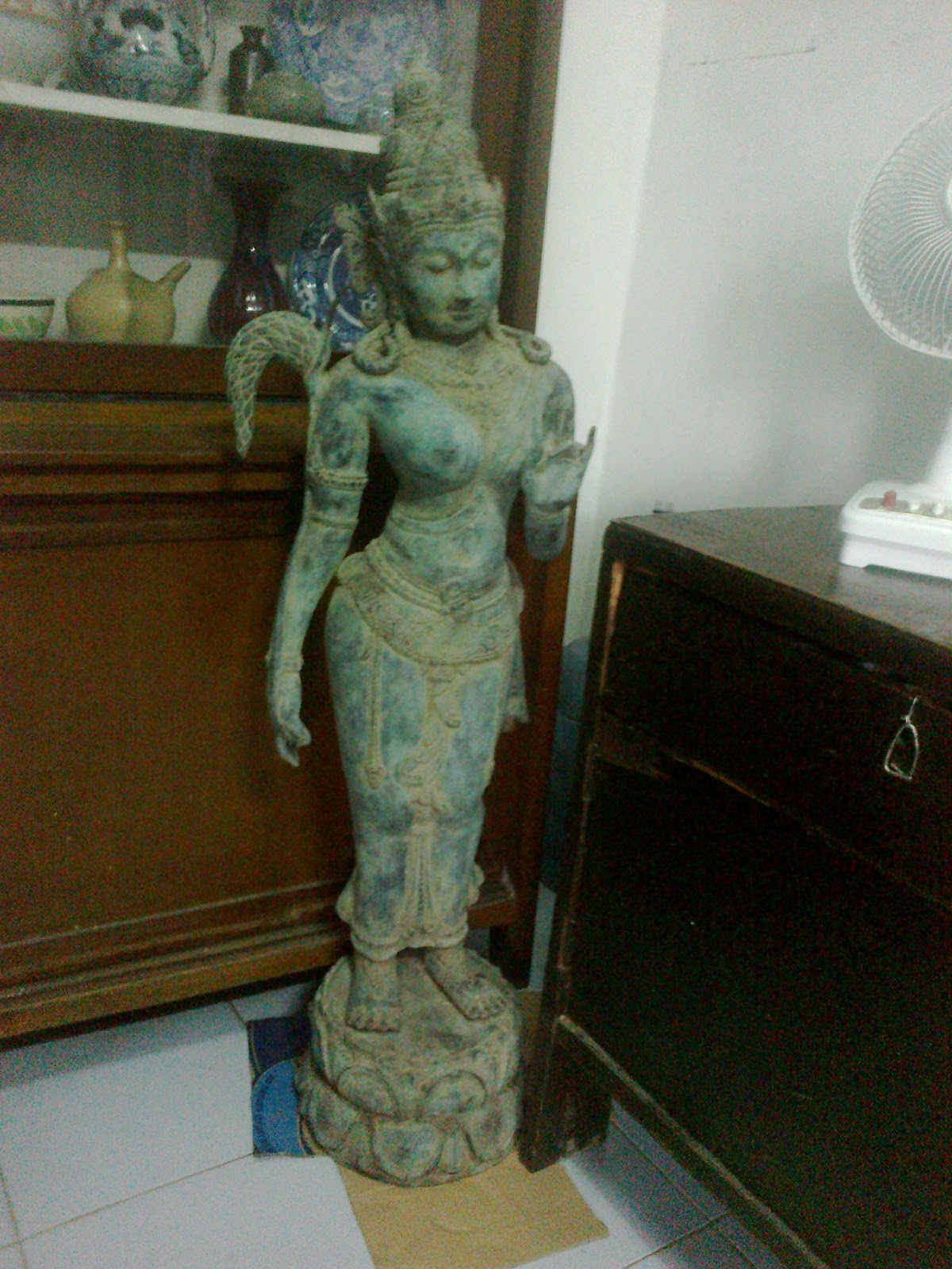 LUI ANTIQUE SELL ( GODDESS SRI OF MAJAPAHIT )