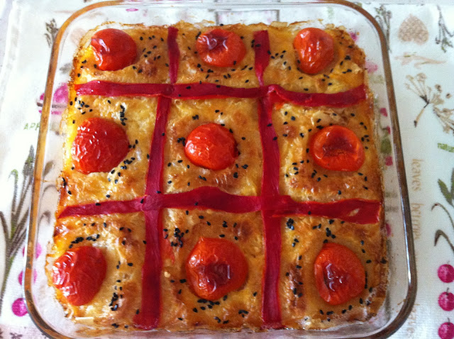 Baklava yufkasından börek