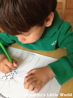 Child using Twinkl resources review