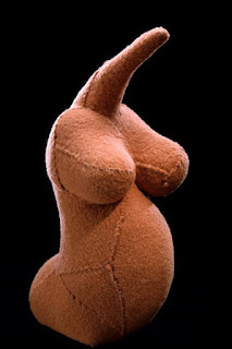 escultura en tela de la artista louise bourgeoise