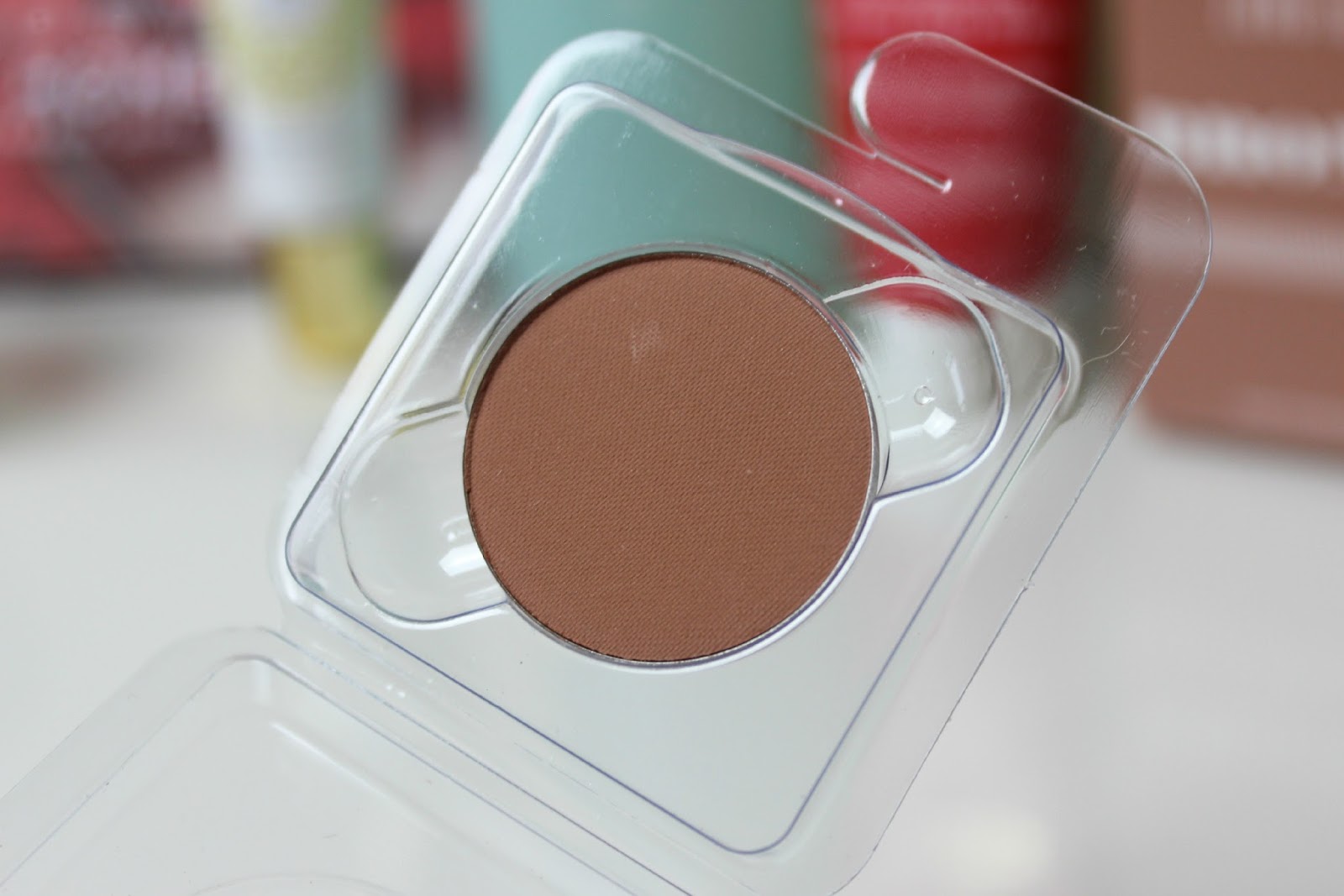 A picture of the Lord & Berry Bronzer in Sunny