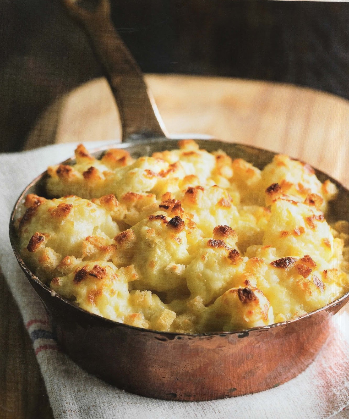 CAULIFLOWER GRATIN