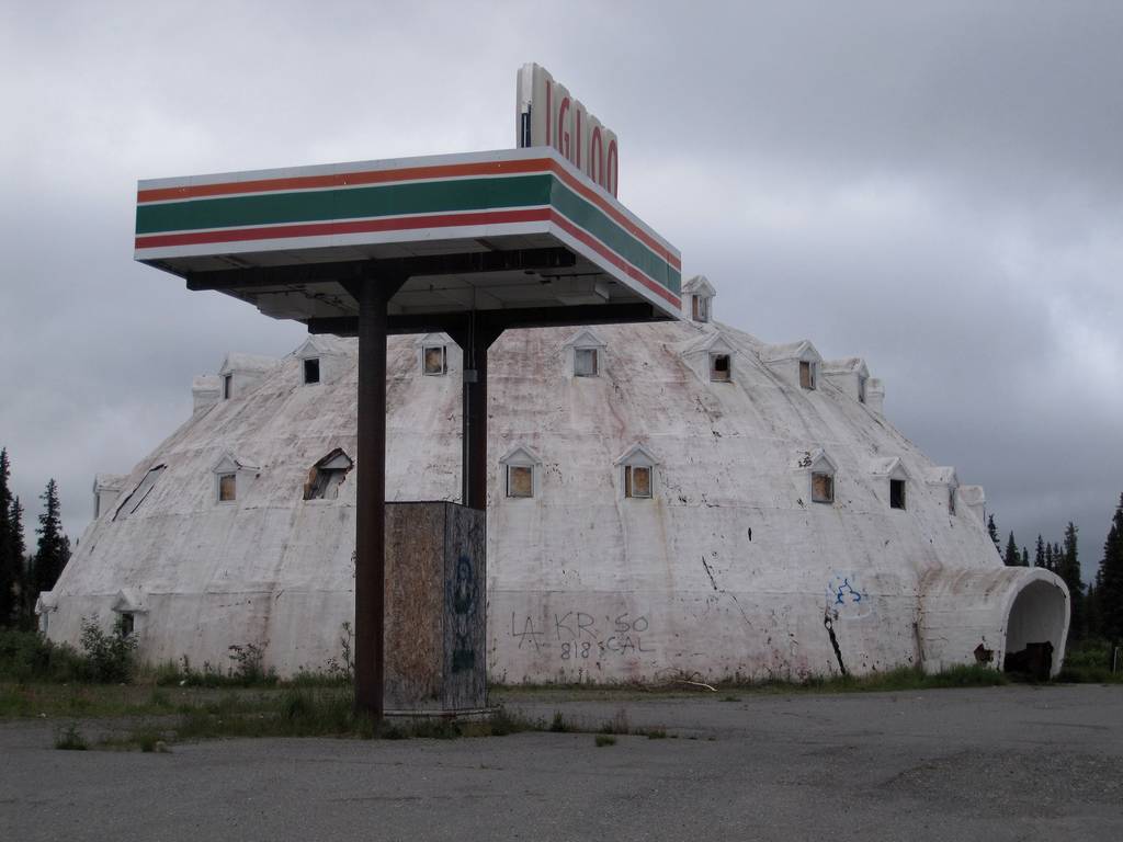 Alaska’s Abandoned Igloo City Hotel Kuriositas