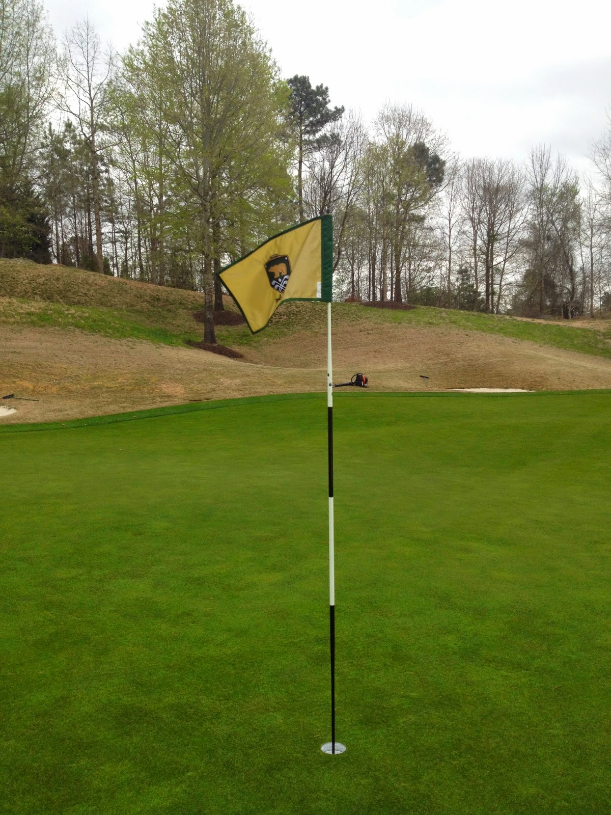 Bear's Best Atlanta Golf Course Maintenance Freshning Up For The 2014
