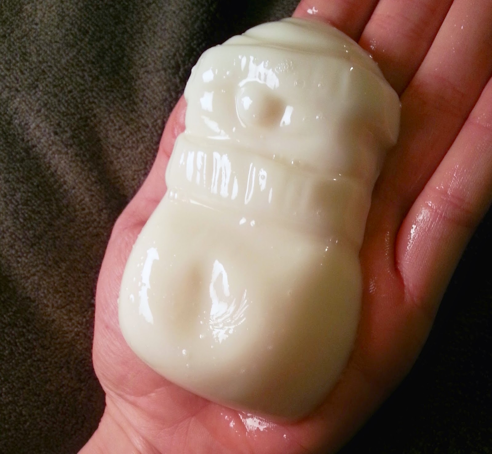 LUSH Snowman Shower Jelly Review