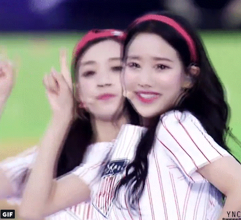 카메라가 미모를 다 담지 못한다는 실물갑 여돌.jpgif | 인스티즈