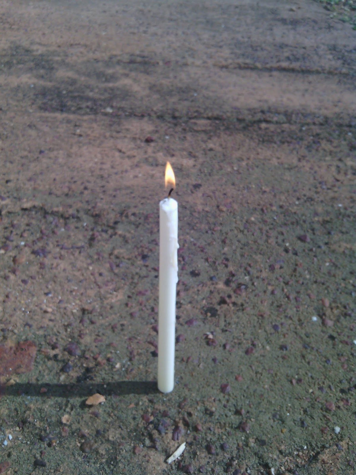 Candle Under The Sun Amebojoint!