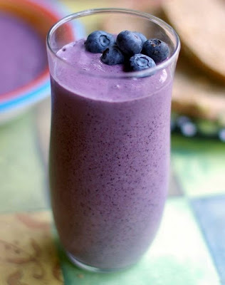 membuat smoothies blueberry untuk flu dan pilek