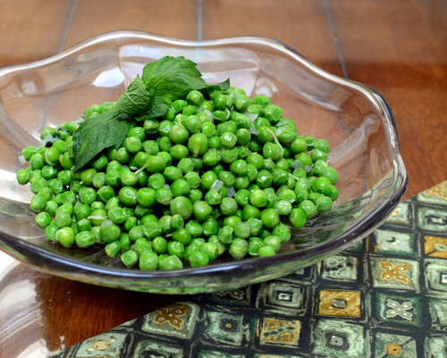 English Peas with Fresh Mint, another super-simple vegetable recipe ♥ A Veggie Venture