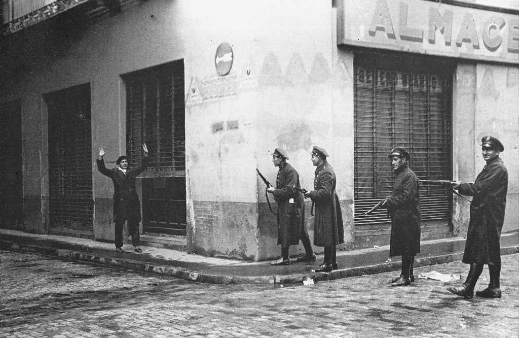 sociales y lengua Insurrección anarquista de enero de 1933