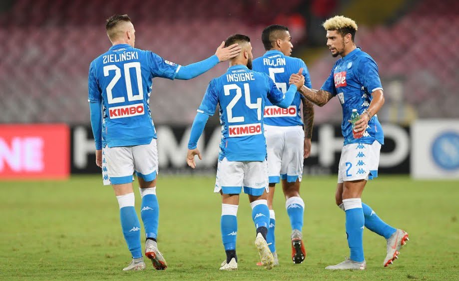 Napoli-Sassuolo: risultato firmato Ounas Insigne, si torna a -6 dalla Juve in classifica.