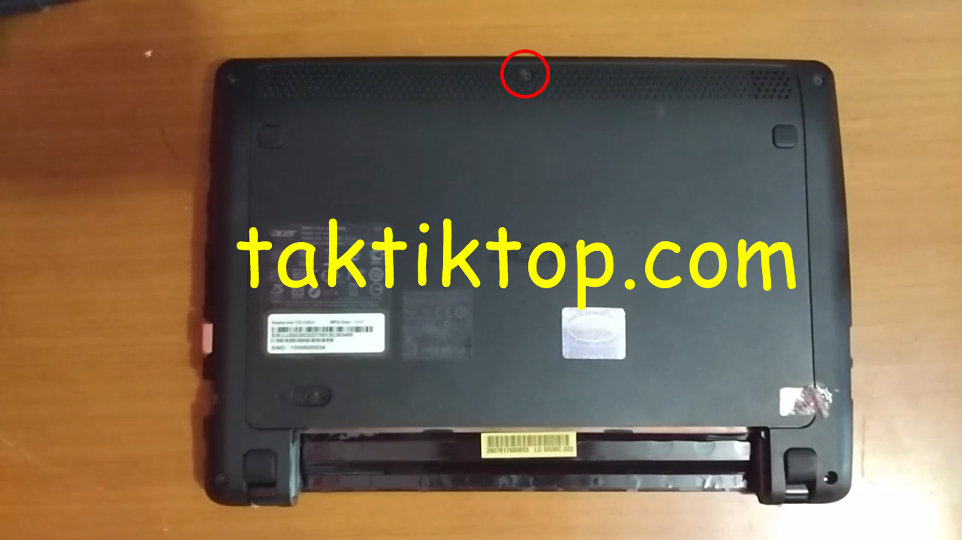 Cara Membongkar Acer Aspire One 722 Service Laptop Jogja