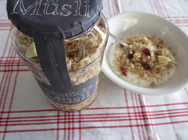 larissaswelt: Selbstgemachtes Müsli &amp; Gewinner...