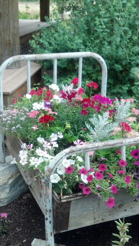 .: 15 Unique Planter Ideas Made From Repurposed Items