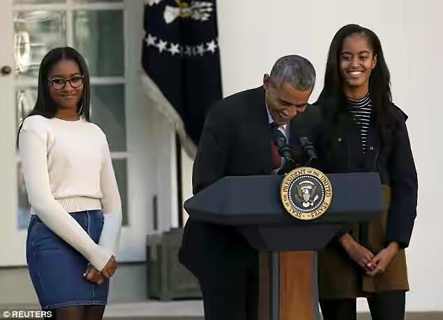 Obama girls join their dad for annual turkey pardoning ceremony, growing into beautiful women