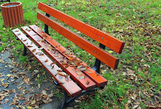 Image of a park bench