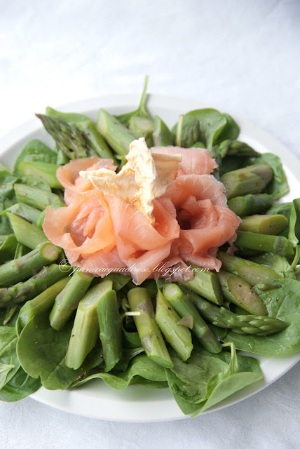 4. l'insalata con salmone e mele di Gaia