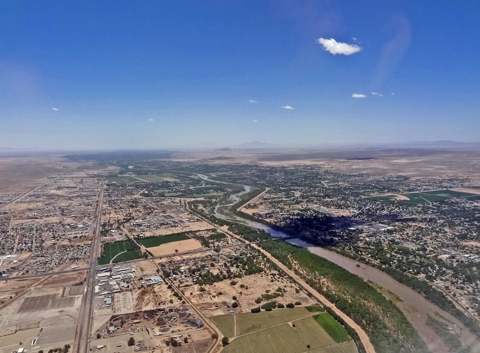 Joe's Retirement Blog: Goodbye Albuquerque - Flying from ABQ to ORD ...