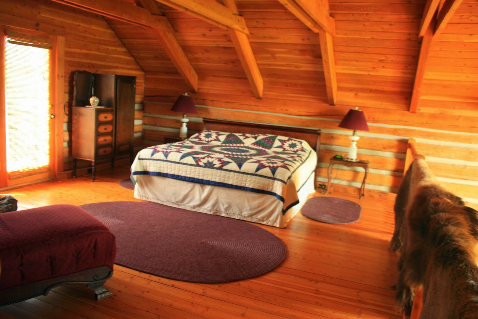 GET LOST! The Krutar Homestead Vacation Lodge Ovando, Montana