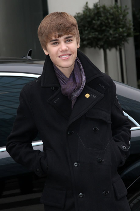 pics of justin bieber 2011 may. pictures justin bieber 2011