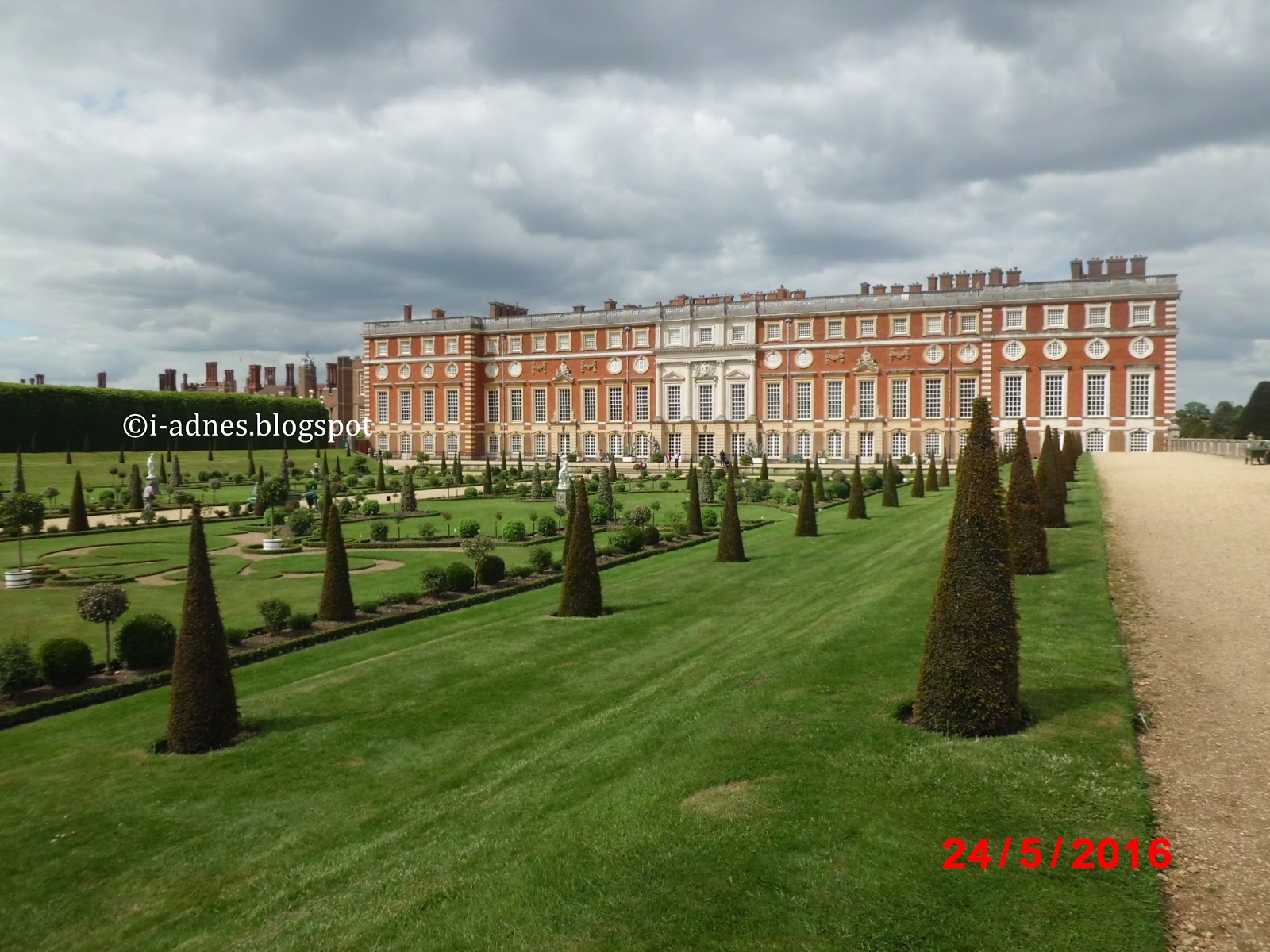 Hampton Court Palace