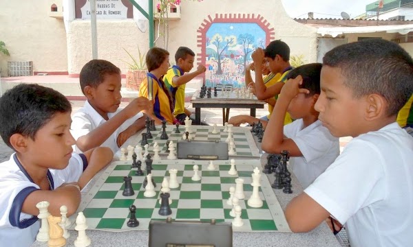 PARROQUIA VISTA HERMOSA CAMPEÓN DE LA FASE INTERPARROQUIAL DE AJEDREZ EN EL MUNICIPIO HERES PARROQUIA VISTA HERMOSA CAMPEÓN DE LA FASE INTERPARROQUIAL DE AJEDREZ EN EL MUNICIPIO HERES